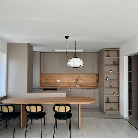 Urban Oasis Apartment Brasov Ngoại thất bức ảnh